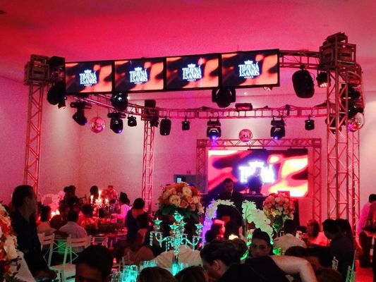 Rádio alugado da exposição de diodo emissor de luz de Digitas P4/controle de WIFI para o entretenimento